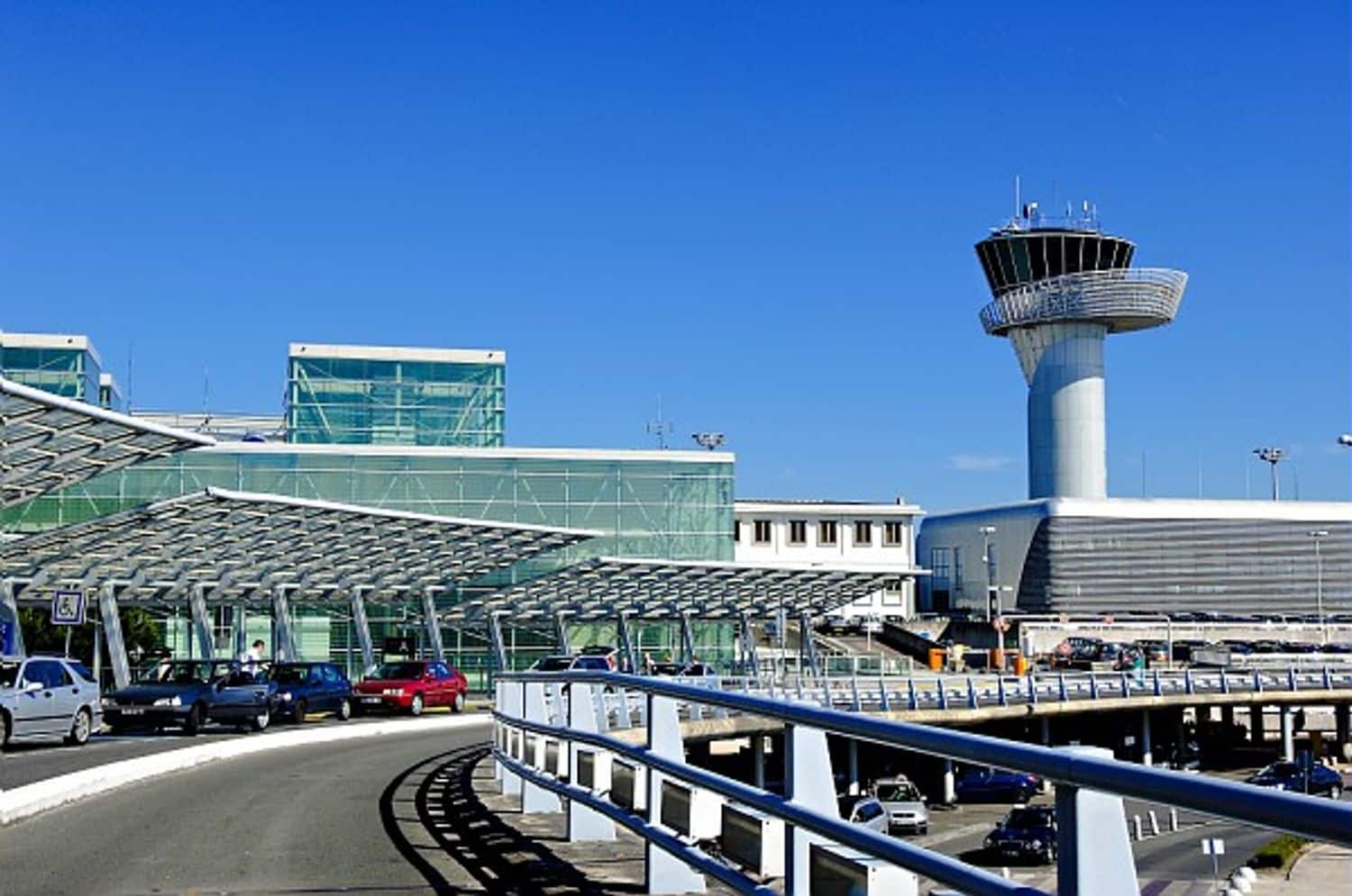 aeroport - Nouvelle Carte Grise