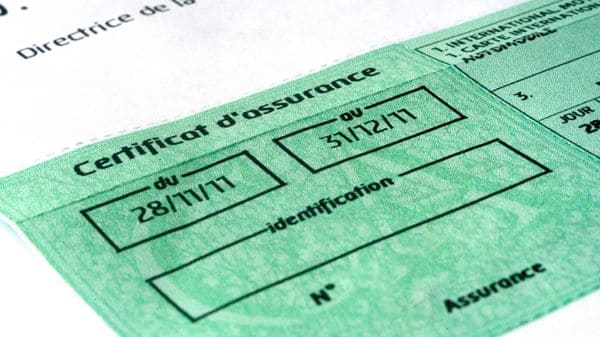 Faire sa carte grise sans assurance auto ?